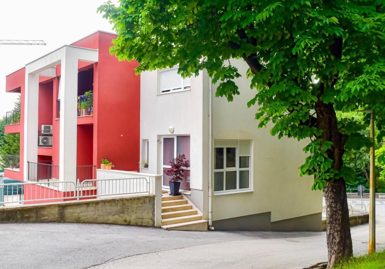 Studio Apartment Stazion With Free Parking Pazin Exterior photo