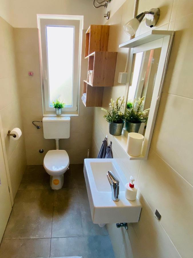 Studio Apartment Stazion With Free Parking Pazin Exterior photo